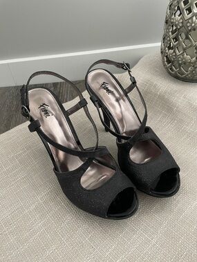 FIONI Sparkle Peep-Toe Slingback Heels, Size 7.5